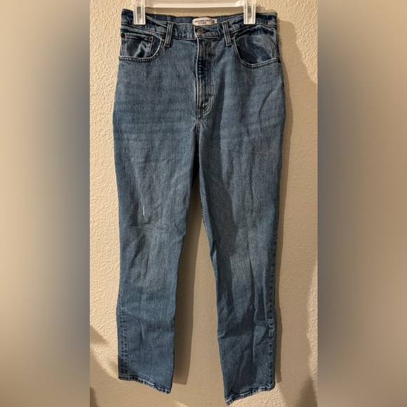 Abercrombie & Fitch Denim - Abercrombie & Fitch Women's ‘90s Straight Ultra High Rise Blue Jeans